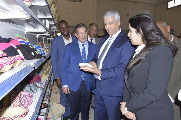 وزير الفلاحة يعطي إنطلاقة عدة مشاريع للتنمية الفلاحية والقروية باقليم طاطا