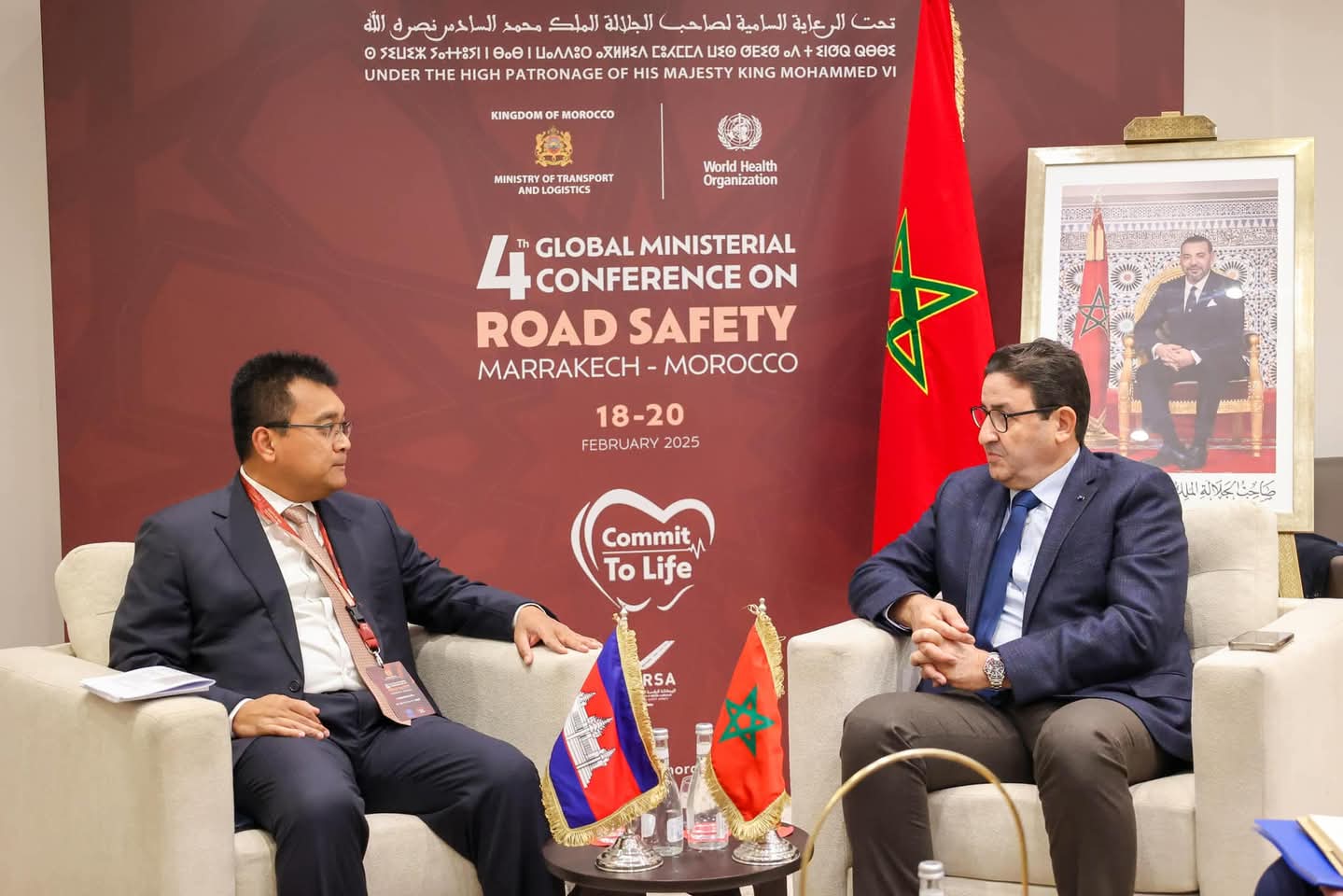 قيوح وزير النقل واللوجيستيك يستقبل وزير الأشغال العامة والنقل لمملكة كمبوديا.