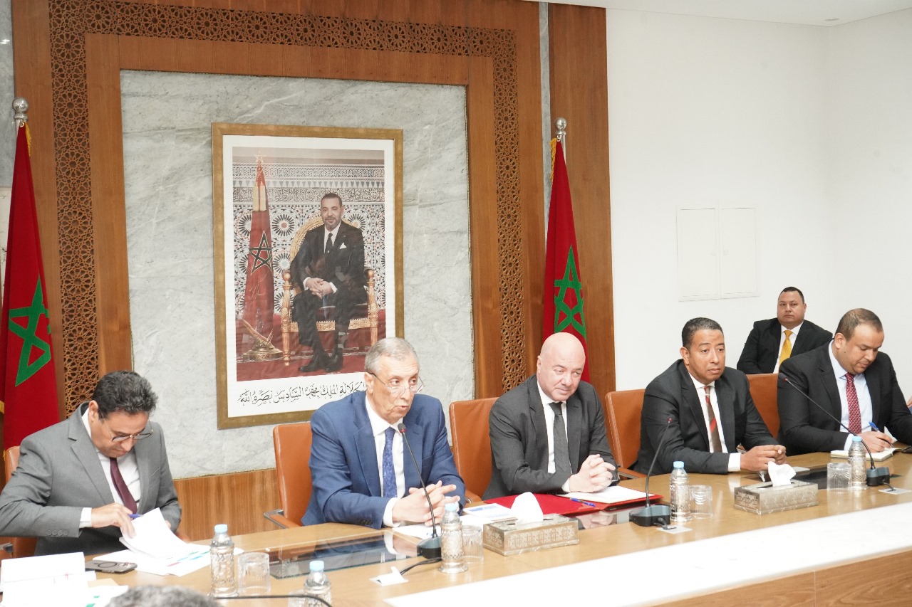 مراكش تطلق رسميًا برنامجي “مدن بدون صفيح” و”المنازل المهددة بالانهيار” لتعزيز التنمية الحضرية