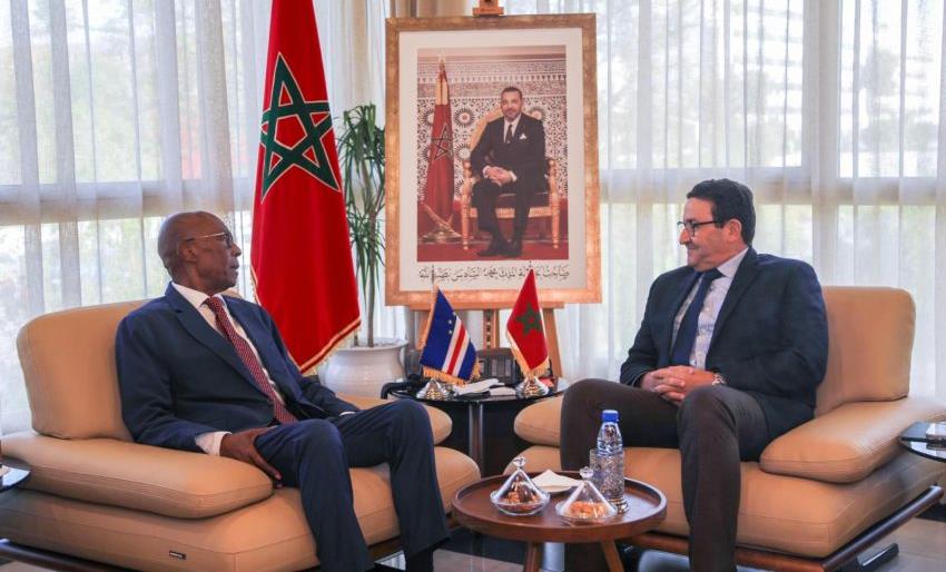 تطوير التعاون محور مباحثات السيد قيوح مع وزير خارجية الرأس الأخضر