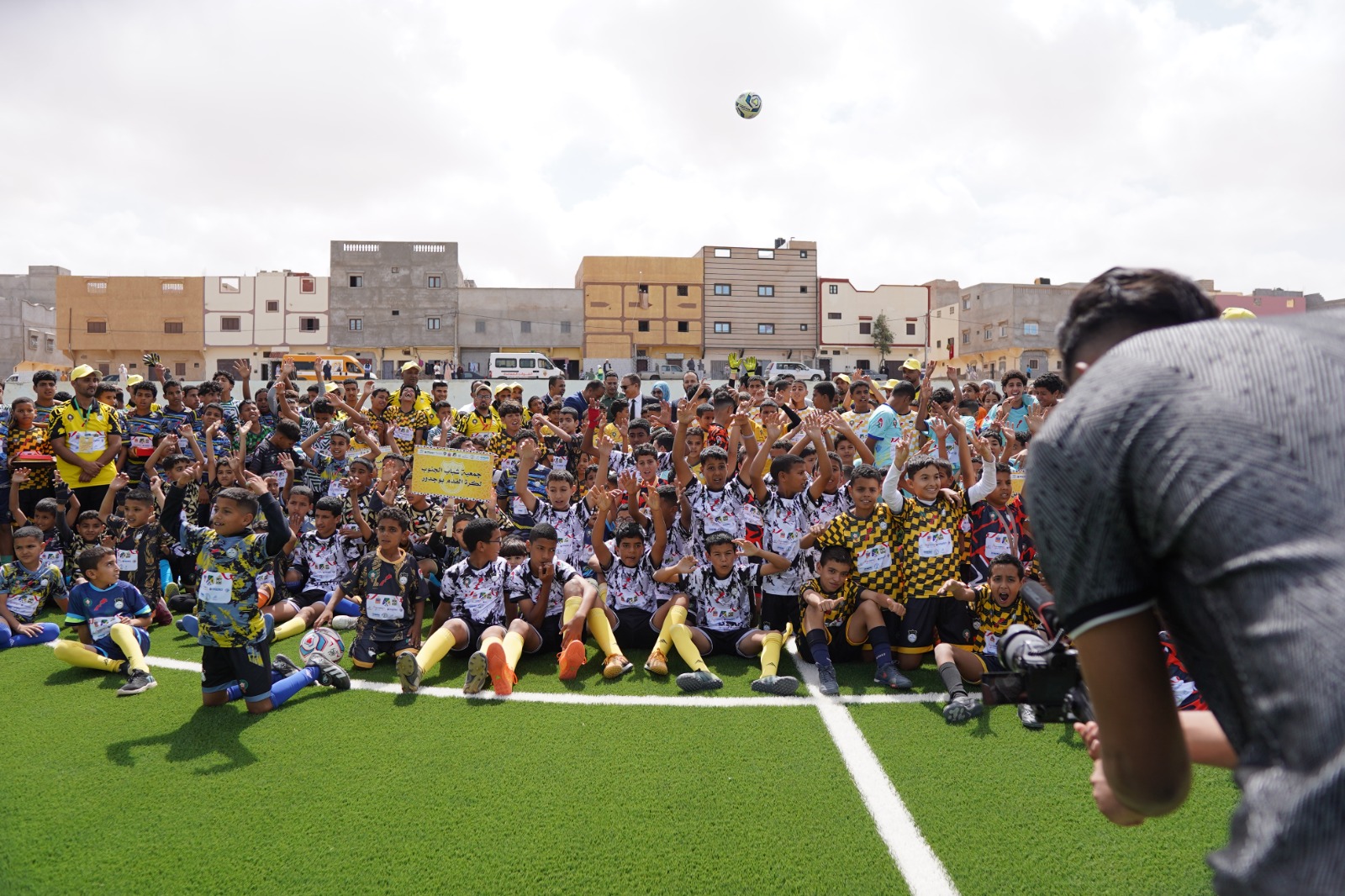 بوجدور تحتفي بأبطال الغد في أول مهرجان كروي للفئات الصغرى