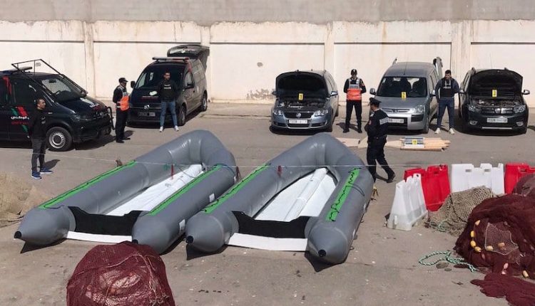 ضربة أمنية بأكادير تُفكك شبكة للهجرة السرية وتوقف “ربان الموت” ومبحوثًا عنه في قضايا مخدرات
