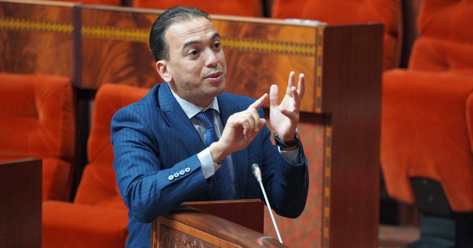 الحكومة تستند إلى التكوين المهني لحماية الحرف المغربية من الانقراض