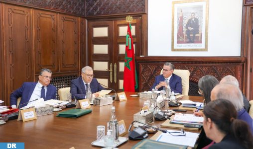 مجلس الحكومة يصادق على مشروع مرسوم بسن تدابیر تنظیمیة لفائدة المھندسین والمھندسین المعماریین العاملین بوزارة العدل