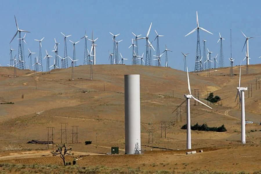 العيون تستعد لاحتضان مشروع ضخم للطاقة الريحية بقدرة 100 ميغاواط