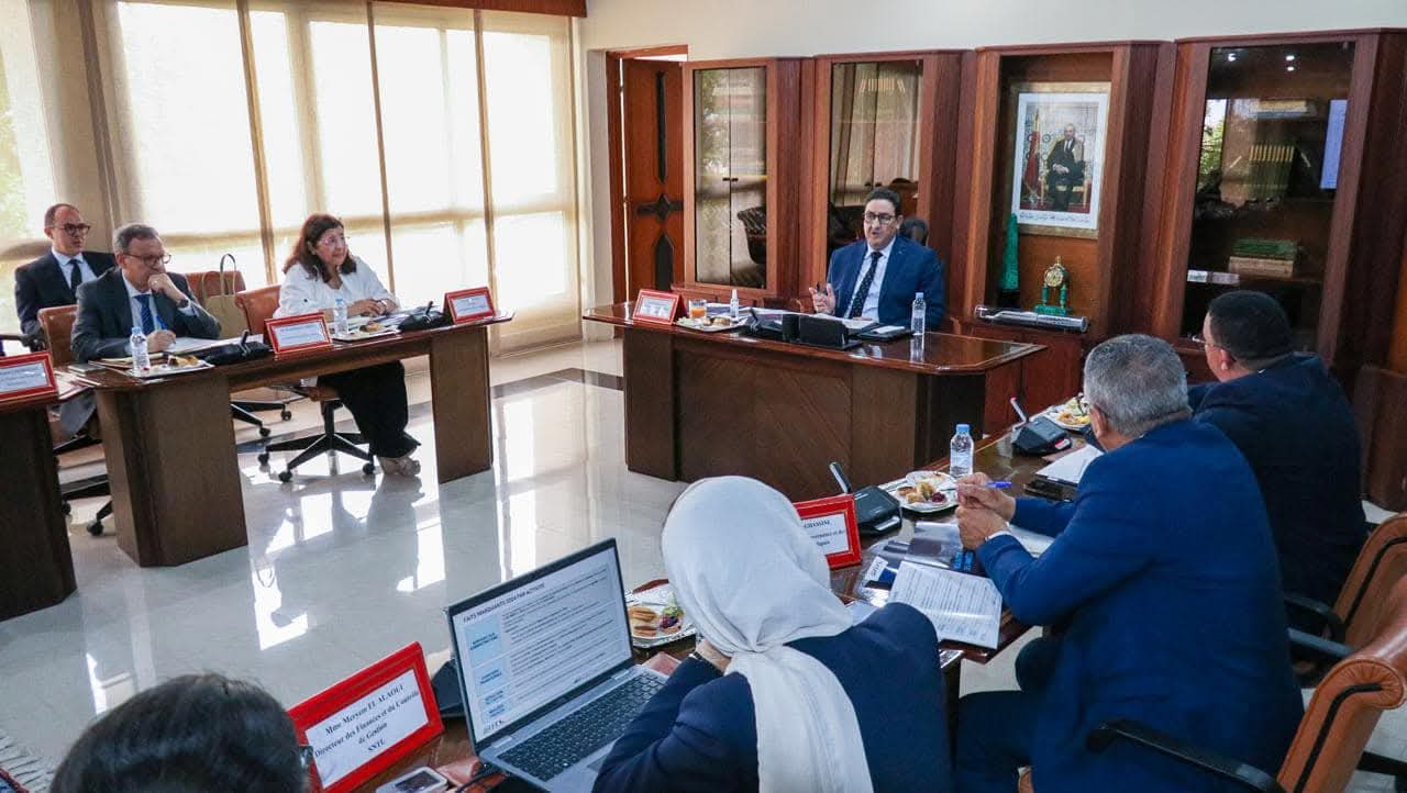 عبدالصمد قيوح وزير النقل واللوجيستيك يترأس أشغال الجمع العام العادي للشركة الوطنية للنقل والوسائل اللوجيستيكية