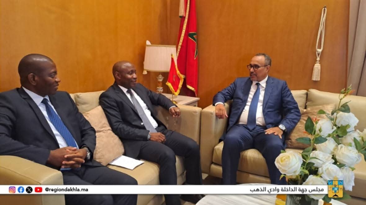 الخطاط ينجا رئيس مجلس جهة الداخلة وادي الذهب يستقبل وفد من سفارة جمهورية كوت ديفوار