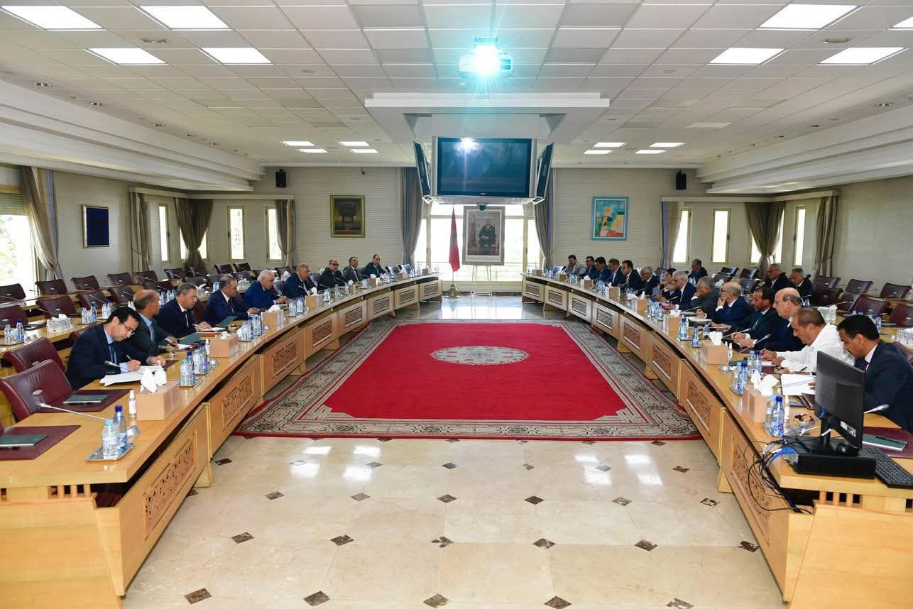 وزير الداخلية يعقد بالرباط اجتماعين مع قادة الأحزاب السياسية في شأن التحضير للانتخابات التشريعية المقبلة