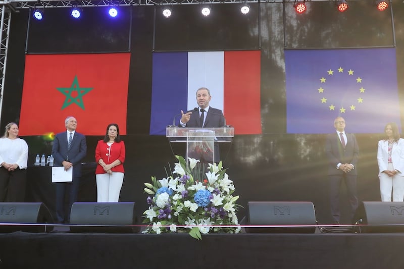 تكريساً لموقفها الجديد.. فرنسا تنزل بثقلها الاستثماري في الصحراء المغربية