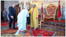 جلالة الملك يستقبل الولاة والعمال الجدد المعينين بالإدارة الترابية