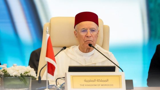 التوفيق يستعرض بدكار الروابط الروحية العميقة بين المغرب والسنغال