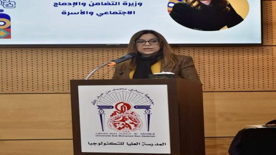 بن يحيى تدعو إلى خطاب إعلامي “مسؤول” يُعزز التماسك الأسري في العصر الرقمي