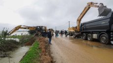 السلطات العمومية بمدينة القصر الكبير تواصل تعبئة كافة الموارد البشرية والمادية من أجل تدبير ارتفاع منسوب وادي اللوكوس