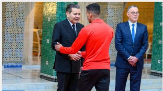 بتعليمات سامية من جلالة الملك، صاحب السمو الملكي الأمير مولاي رشيد يستقبل أعضاء المنتخب الوطني لكرة القدم الذي بلغ المباراة النهائية لكأس أمم إفريقيا المغرب 2025