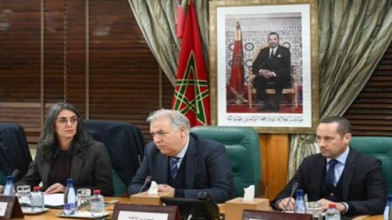 اجتماع للجنة الوزارية المشتركة لليقظة وتتبع تموين الأسواق والأسعار استعدادا لشهر رمضان.