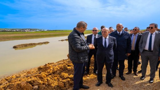 وزير الفلاحة يصل إلى المناطق المنكوبة في الغرب لتفقد الخسائر الفلاحية بالمنطقة.