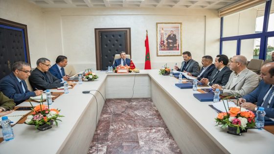 الوالي سعيد أمزازي يترأس اجتماع شركة “أكادير الكبير للنقل والتنقلات الحضرية