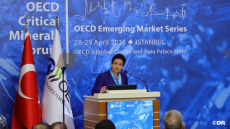 الوزيرة بنعلي تبرز بإسطنبول جهود المغرب في تثمين ثروته المعدنية