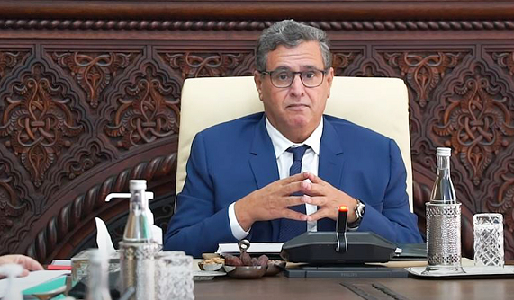 الحكومة المغربية تقر تعويضاً استثنائياً للأسر المتضررة من “الضمان الاجتماعي” وتُعفي القمح اللين من رسوم الاستيراد