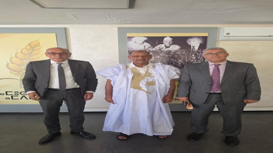 رجل الأعمال حامويتي محمد يلتحق رسميا بحزب الحركة الشعبية بالعيون .