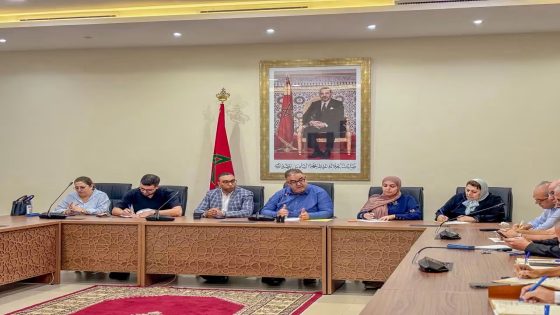 محمد غيلان الغزواني نائب رئيس مجلس جماعة طنجة يترأس إجتماع تنسيقي لتقييم حصيلة عمل المصالح الجماعية